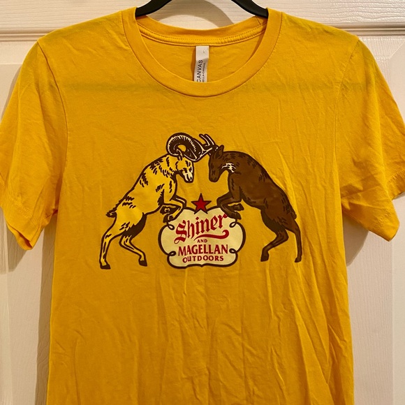 ❌SOLD❌Shiner Bock + Magellan Outdoors Yellow Collaboration Promo Tee - Picture 4 of 5